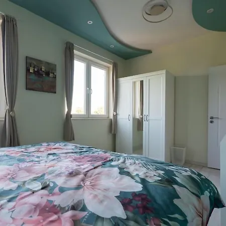 Apartment домът на билкарката *