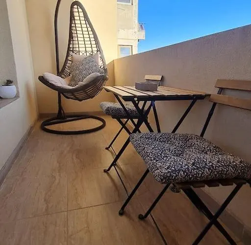 домът на билкарката * פלובדיב