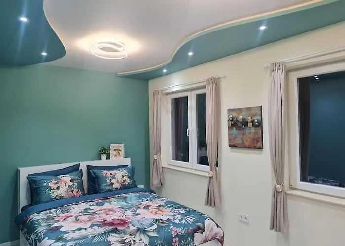 домът на билкарката דירה